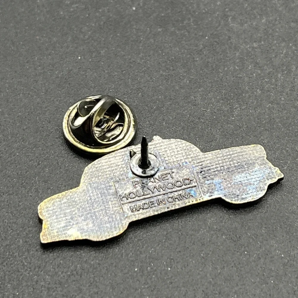 Planet Hollywood New York City Taxi Cab Lapel Hat Pin